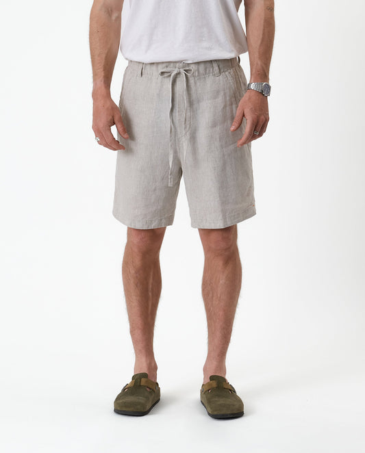 The Holiday Linen Short